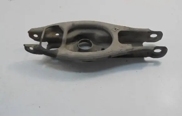 Rear upper control arm/wishbone