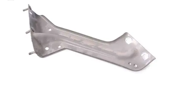 Audi Q5 SQ5 Fender mounting bracket 8R0821135
