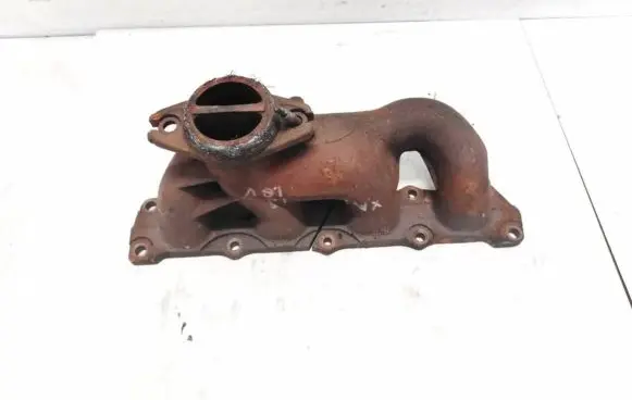 Peugeot 406 Exhaust manifold 9623784510