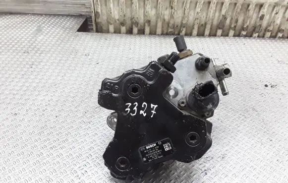 Mitsubishi Colt CZ3 Fuel injection high pressure pump A6400700701 0445010120