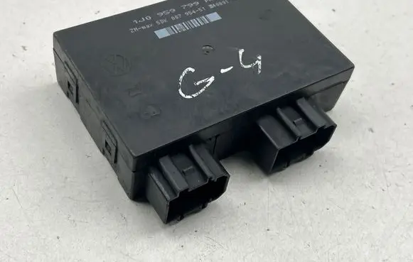 Volkswagen Golf IV Comfort/convenience module 1J0959799AH 5DK00795451