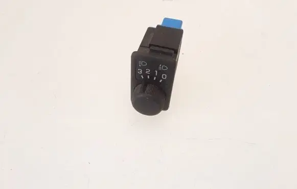 Nissan Primera Headlight level height control switch