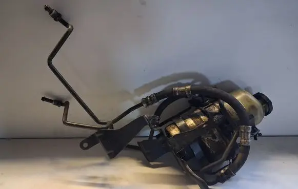 Opel Zafira A Power steering pump