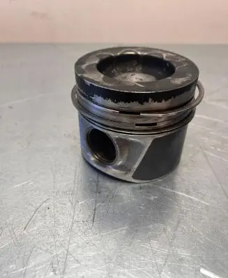 Volkswagen Crafter Piston 75R2