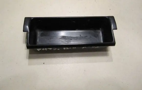 Volkswagen PASSAT B5 Car ashtray 3B0857962
