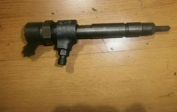 Alfa Romeo 156 Fuel injector 0445110002