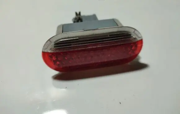 Skoda Octavia Mk2 (1Z) Front fender indicator light 