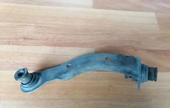 Renault Clio III Front control arm 8200127324 54225BC01A 8200127324L