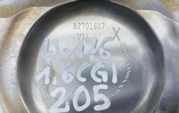 Mercedes-Benz A W176 Piston with connecting rod A2701617 0834135