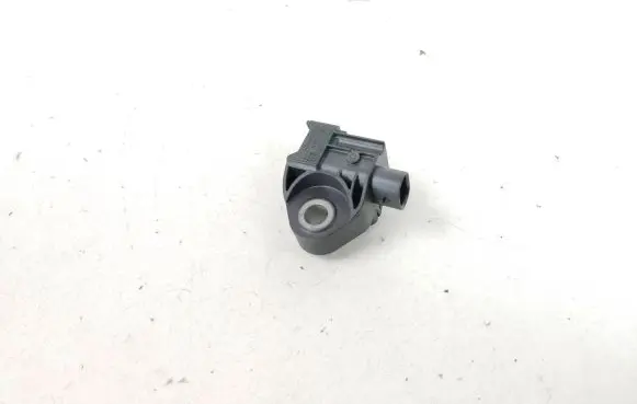 Porsche Taycan 9J1 Airbag deployment crash/impact sensor 4N0959651D 06638 933082