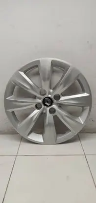 Renault Clio V R15 wheel hub/cap/trim 401451 403152038R RET0641