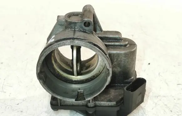 Volkswagen Touran I Throttle valve 03G128063G