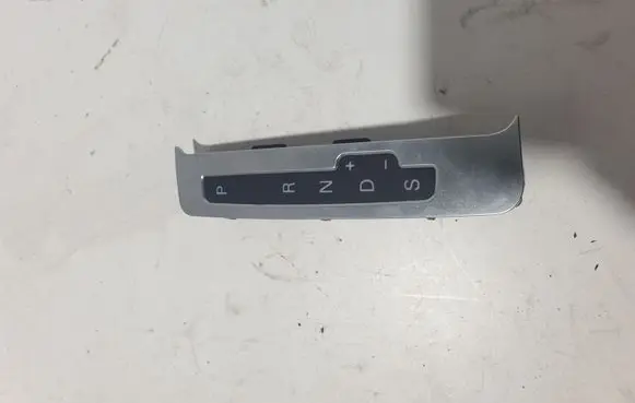 Audi A6 S6 C6 4F Gear shift selector indicator 4F1713463D
