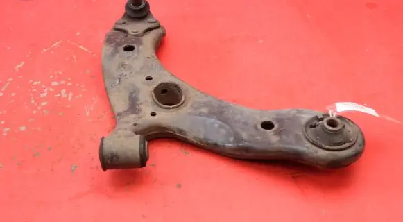 Toyota Auris 150 Front control arm