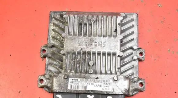 Ford Focus C-MAX Engine control unit/module ECU 5M51-12A650-MB