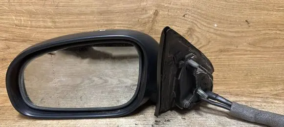 Volvo V70 Front door electric wing mirror E11015463 E11025463