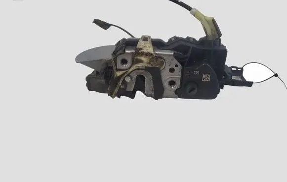 Peugeot 508 Front door lock 006261 A04975