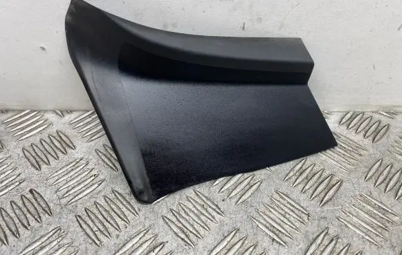 Audi A7 S7 4G Rear/tail light trim molding 4G8945255A