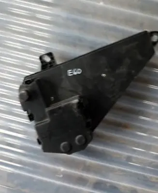 BMW 5 E60 E61 Fuse module 6906603