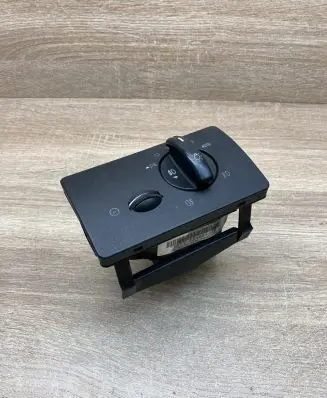Ford Mondeo Mk III Light switch 3S7T13A024DB