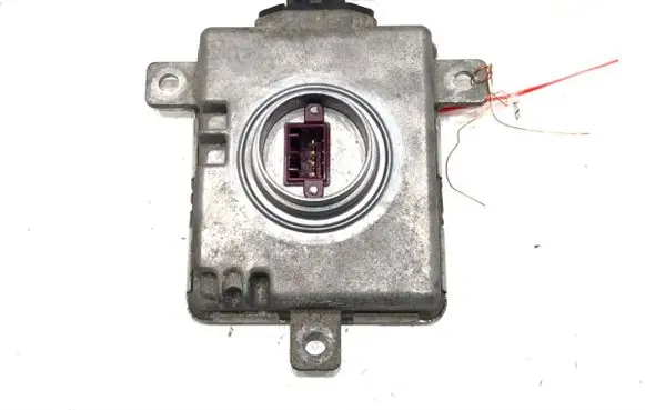 Peugeot 4008 Voltage converter/converter module W3T20971