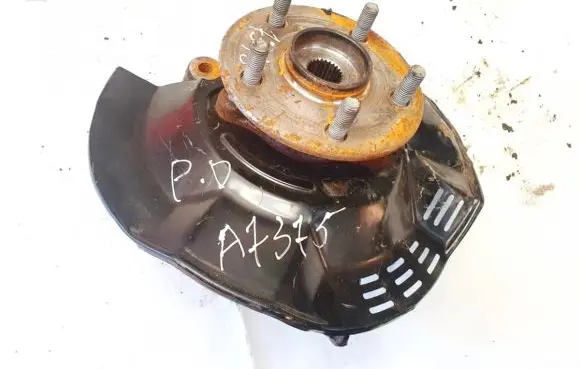 Toyota C-HR I Front wheel hub 8484s