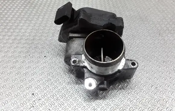 Volkswagen Golf VI Throttle valve 03L128063J