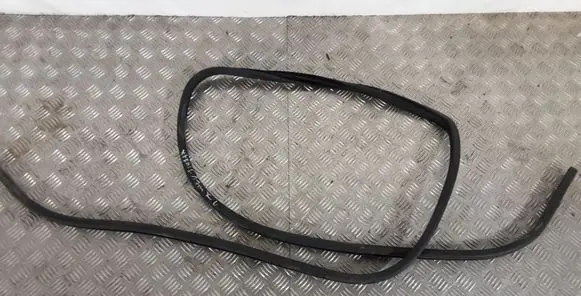 Rubber seal rear door
