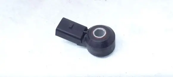 Volkswagen Caddy Detonation knock sensor 030905377C