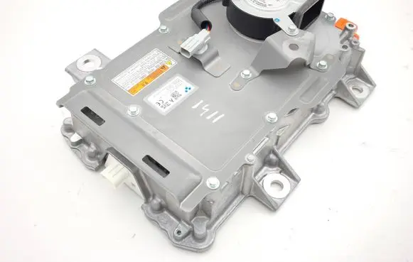 Toyota C-HR II Voltage converter/converter module G90N010010