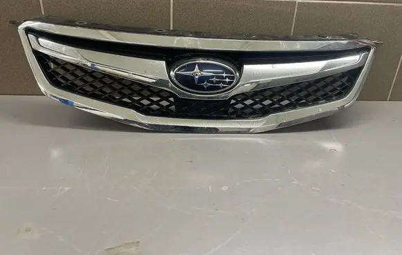 Subaru Legacy Front grill 91121AJ000 91121AJ010