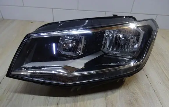 Volkswagen Caddy Headlight/headlamp 2K1941005A