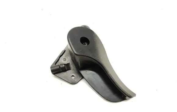 Engine bonnet (hood) release handle
