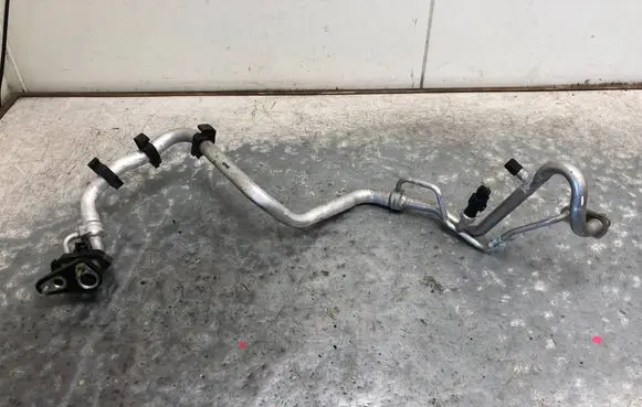 Ford Mondeo MK IV Air conditioning (A/C) pipe/hose