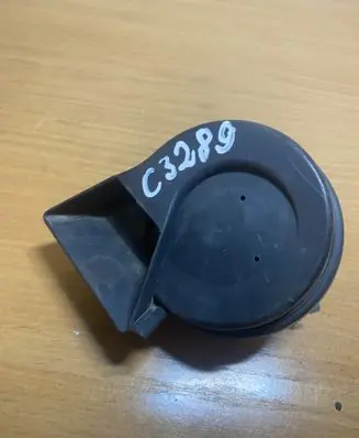 Opel Astra G Horn signal A28657625 C3289