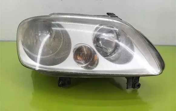 Volkswagen Caddy Headlight/headlamp 2K0941006B