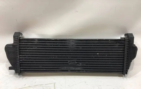 Jeep Grand Cherokee Intercooler radiator