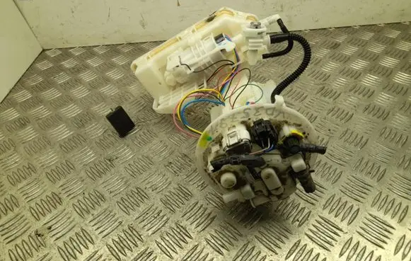 Toyota Camry VIII XV70 In-tank fuel pump 7702033510