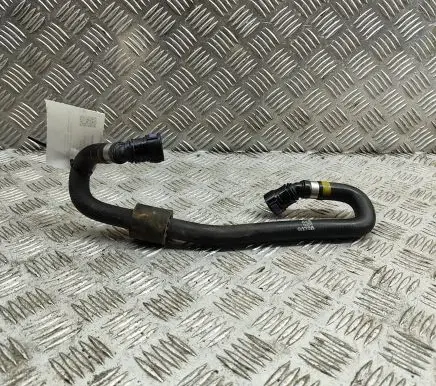 Volvo XC60 Engine coolant pipe/hose 31338404
