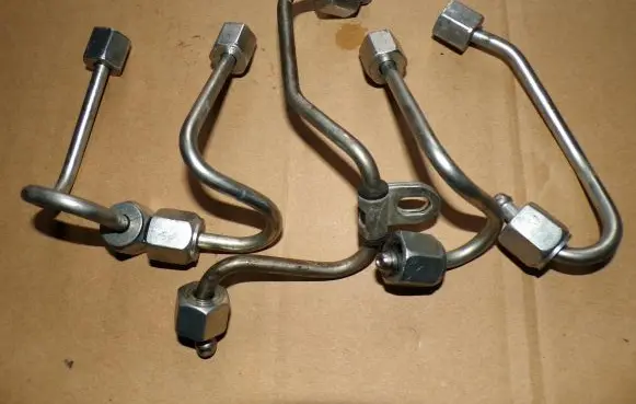 Opel Vivaro Fuel line pipe