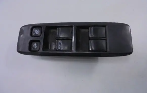 Nissan Primera Electric window control switch 25401AV640