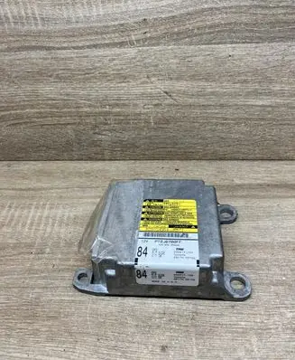 Toyota Avensis T250 Airbag control unit/module 8917005122 232517102