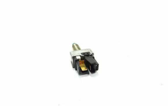 Clutch pedal sensor