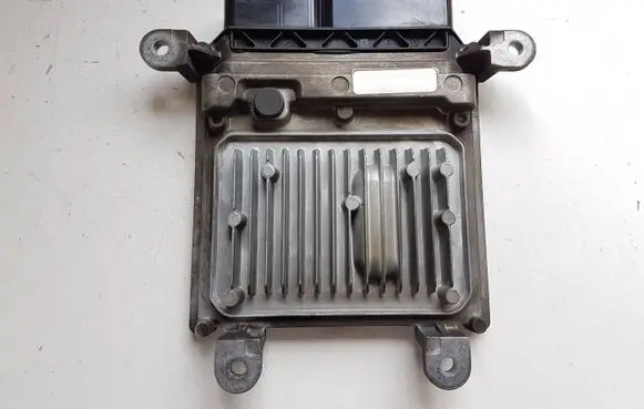 Mercedes-Benz C W205 Engine control unit/module A6519000603 A6519012002