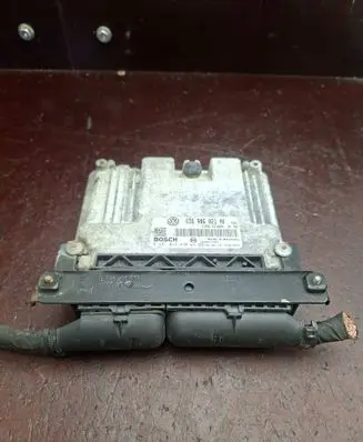 Volkswagen PASSAT B6 Engine control unit/module 03G906021NK 0281013440 1039S17241
