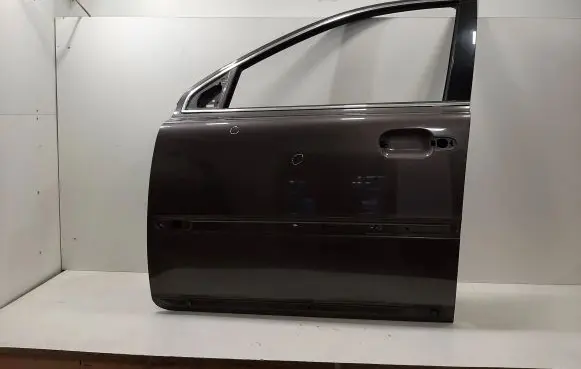 Volvo XC90 Front door