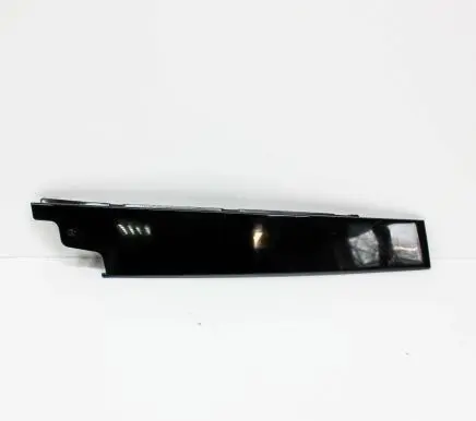 Audi Q3 8U Front door glass trim molding 8U0837901C