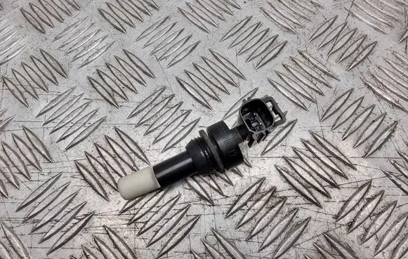 Ford Focus Windshield washer fluid level sensor 