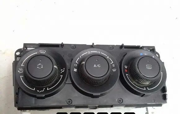 Peugeot 308 Climate control unit 69940002