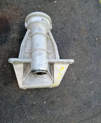 BMW 3 G20 G21 Driveshaft support bearing bracket 8639383 59280110